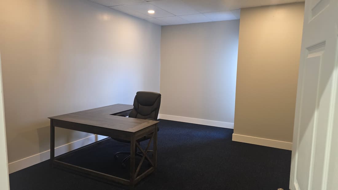 Left Column Office — photo 6
