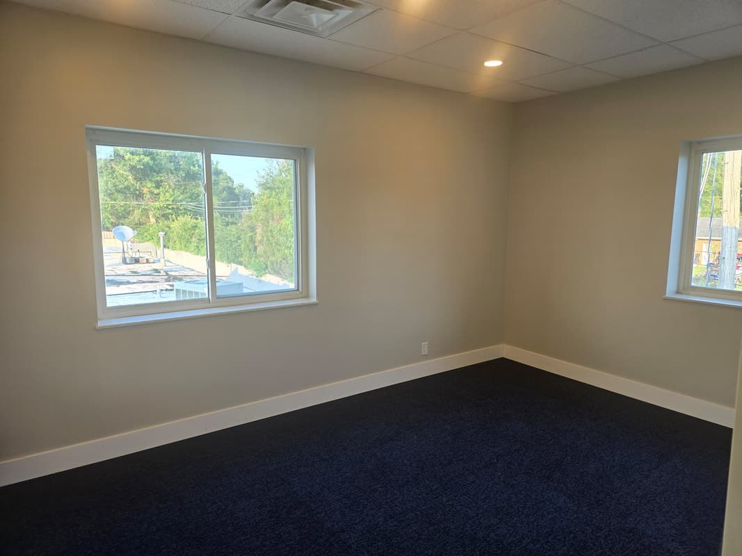 Corner Office — photo 1