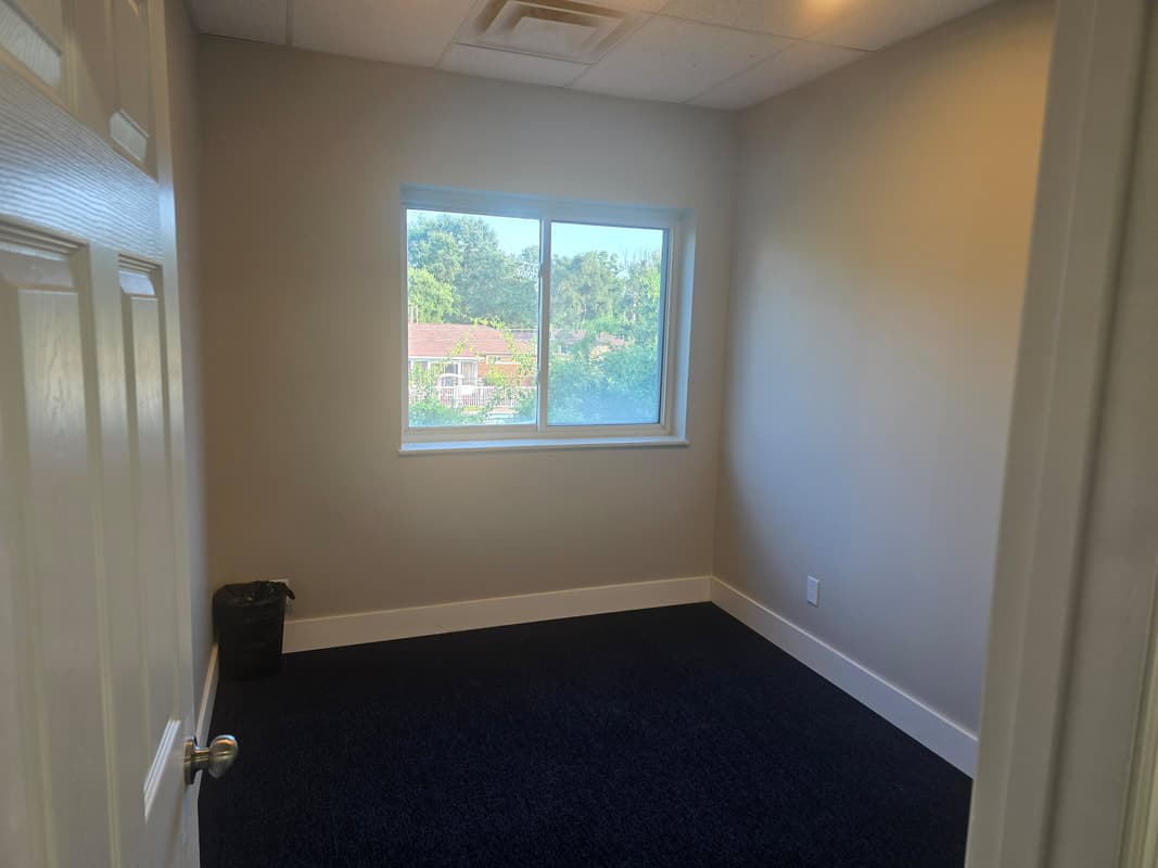 Pool Office — photo 2
