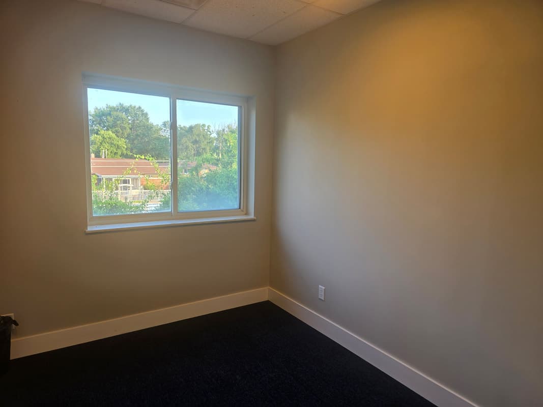 Pool Office — photo 1