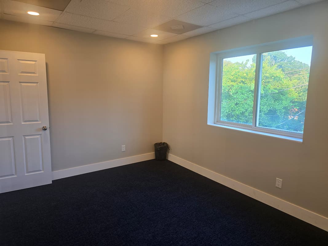 Rear Right Office — photo 2