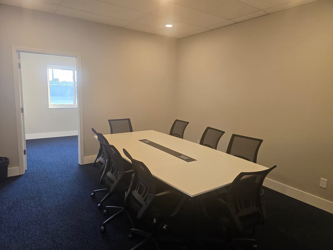 Executive Suite — photo 1