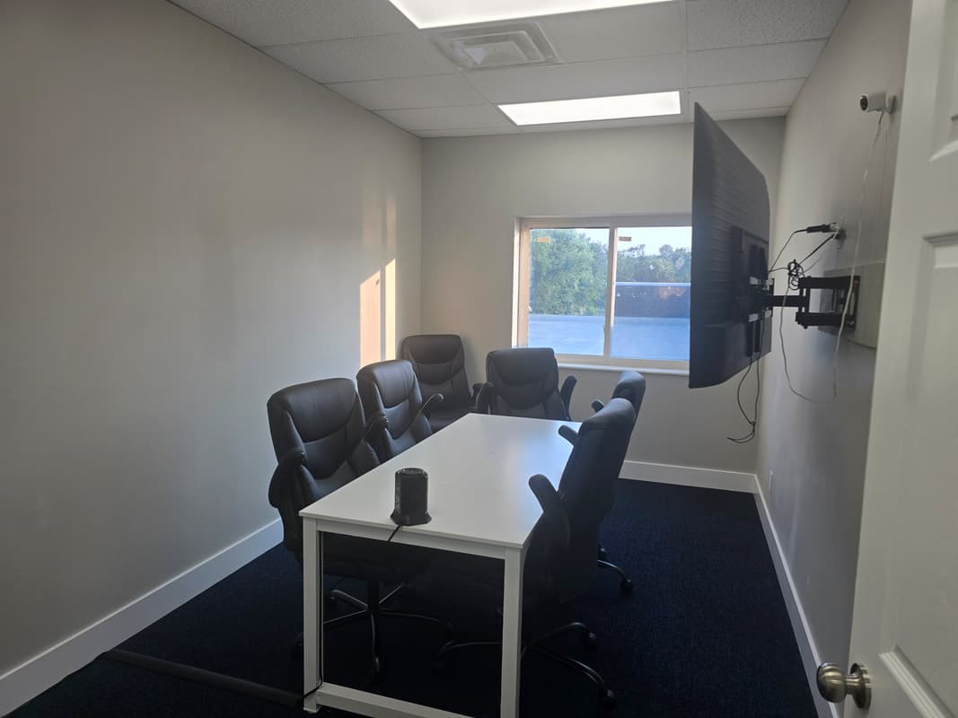 West Conference Room — photo 1