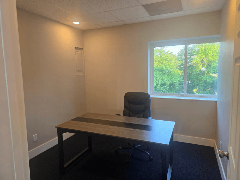 Rear Left Office — photo 2